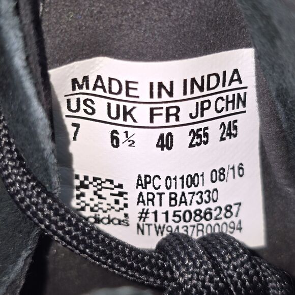 Adidas Tubular Invader Strap Men's Size 7 Women's Sz 8.5 Black Sneakers (BA7330) - Picture 8 of 9